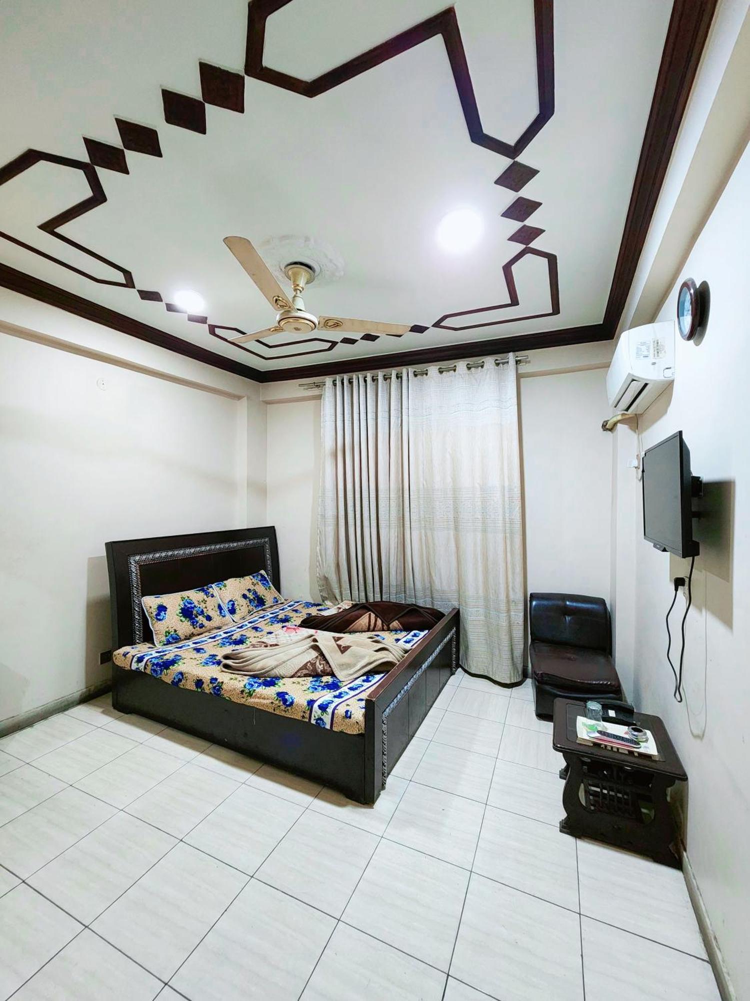 Hotel New Taj International راوالبيندي المظهر الخارجي الصورة